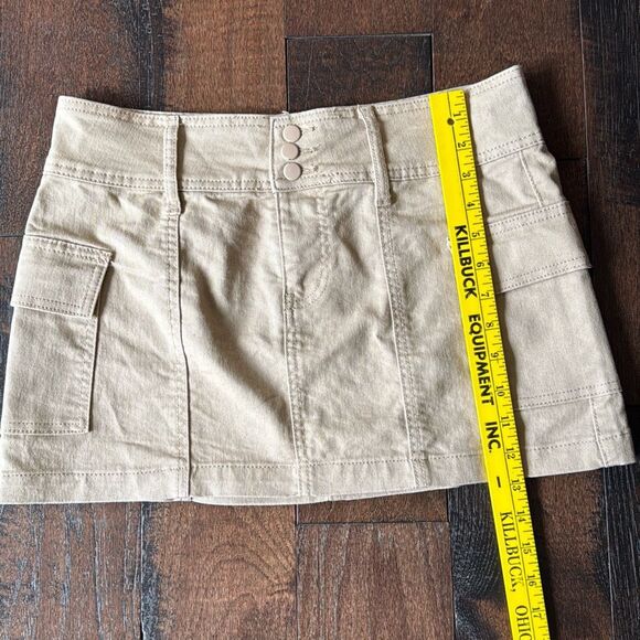 Y2K vanilla star cargo mini skirt size 11 khaki academia - Picture 5 of 5